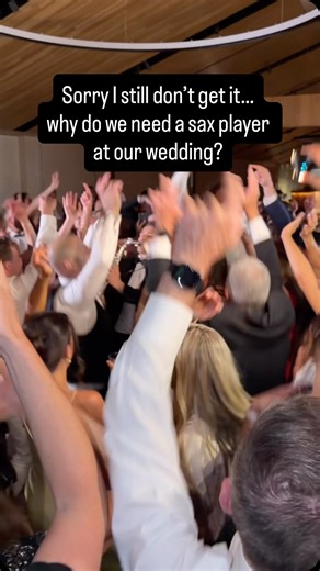 Nathan Coul | High Energy Event & Wedding DJ Saxophone Melbourne on Instagram: "umm hello?? for this drop… 💅 #saxophone #wedding #sax #blackeyedpeas #igottafeeling"