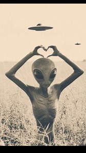 animation of my original art “we come in love”. Black Friday sale is live! shop at the link in my bio. | Caitlyn Grabenstein - cult.class