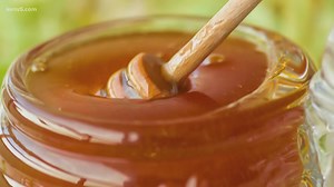 Verify: Is it true that local honey could help me with my oak allergy?