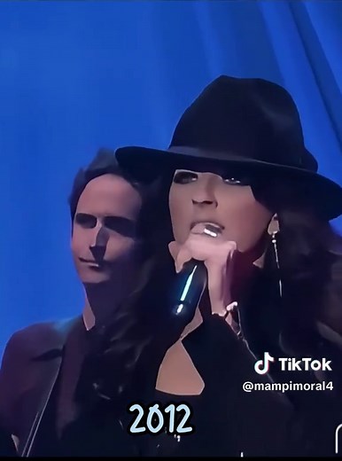 Enjoy Summer Vibes with Little Big Town's Pontoon