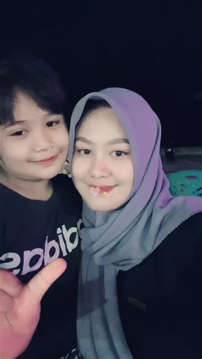 miss u ade❤️😚 #sister #CapCut #fypシ #wancipride🏝️