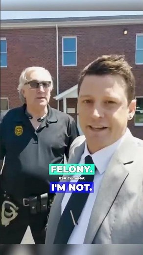 Tyrant Constable Gets Schooled By Journalist In Pennsylvania!