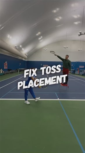 Tennis Coaching | Drills & Tactics on Instagram: "Improve your toss! . Place the toss further to the right and in front! Having a shelf to try and get it onto like a coaches racquet is a great way to visually have a target in space. . 落Follow for more tips and drills! . . #serve #tennis #completeplayer #sinner #TennisTips #completecourt #TennisPlayers"