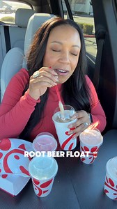 Trying the new floats and frosted sodas at chick-fil-a 👀 which do you prefer, a float 🥤 or a frosted soda 🍦? #chickfila #newmenu #drinkreview #tastetest #fastfood | Lex.loves