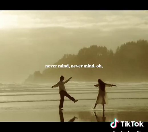Staying Still Noah Kahan lyrics - The Great Divide
