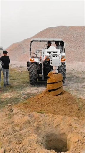 Post Hole Digger Earth Auger | Available on IndiaMART