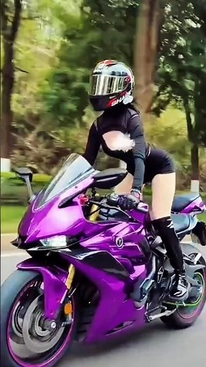 Biker Girl Style📍Elegant, Cool & Aesthetic 🏍 #motorcycle #bikerlife #aesthetic #ladybikers #bikegirl