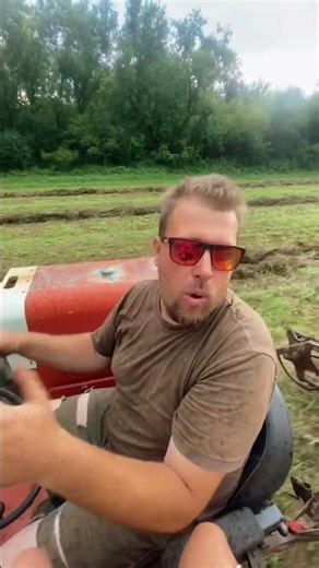 Piling up the hay #farming
