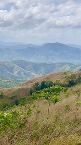 37K views · 1.2K reactions | Nakakapagod, pero worth it! ❤️ Great mountain for beginners ⛰ Mt. Balagbag Rodriguez, Rizal First time ko umakyat ng bundok. Ang sabi perfect ‘tong mountain for newbies, nakaka-“balagbag” pala ng legs  Pero parang hahanap-hanapin ko na  Less than P300 per person lang nagastos namin for this minor climb. ⛰ (Will post the complete guide soon) Follow for more adventures  instagram.com/syanisdyo | Runaway Girl | Facebook