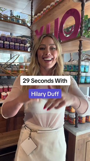 We asked actress, singer, and mom, #HilaryDuff, our burning questions. 🔥 #olly #ollywellness #lizziemcguire #howimetyourfather