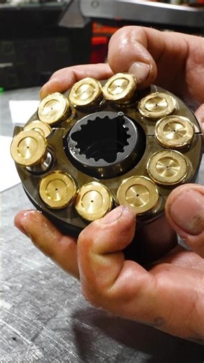 Hydraulic Piston Snap & Barrel Pin Fail