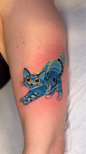 Yoon Ziho | 윤 | BLUE trippy cat 🌀 - 🇯🇵Tokyo booking . . . #seoultattoo #tokyotattoo | Instagram