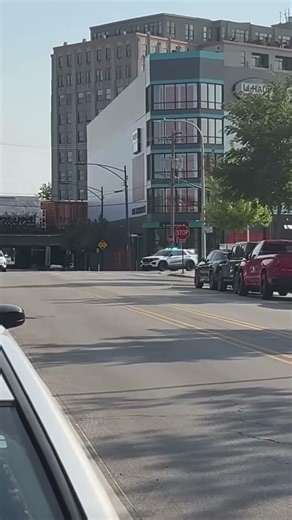 Chicago Police responding code 3