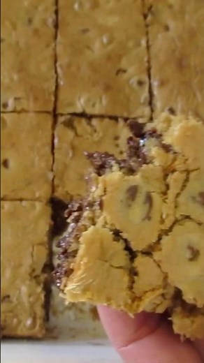 BLONDIE CHOCOLATE CHIP BROWNIES 😋 So YUMMY 😍 #food #baking #homemade #brownies #recipe #tutorial