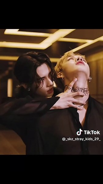 Stray Kids: Christmas Eve Performance Highlights