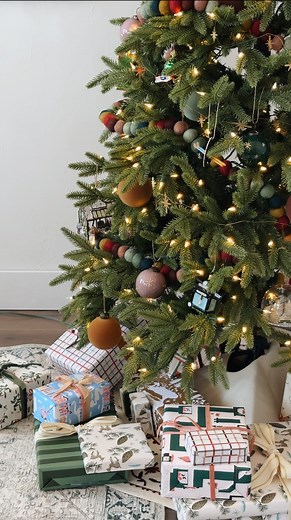 magnolia on Instagram: "The many ways of wonder. 🌲 Shop tree decor 40% off on magnolia.com—today only! Check back tomorrow (12/9) for one more day of dashing deals. #MagnoliaMarket"