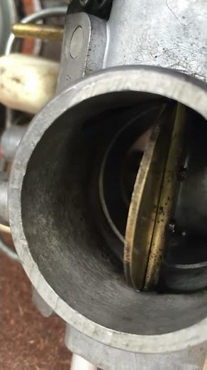 Bing 32/64 from BMW R90 clean tiny passages 2