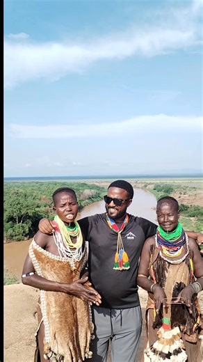 Explore the Stunning Kara and Karo Tribes of Omo River