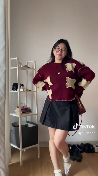 Styling Silver Flats for Fashionable Outfits