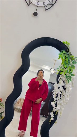 Rehana | Frontend Developer on Instagram: "🚨 Docusign is Hiring Software Engineer Interns! 💻🚀 . Here’s your chance to kickstart your tech career with a top product-based company! 🌍✨ . Join as a Software Engineer Intern and work on real-world projects, scalable systems, and impactful features used by thousands (or even millions!) of users. 🌟 . 💼 Role: Software Engineer Intern 🎓 Eligibility: BTech/BE (2025 / 2026 Batch Preferred) ⚡ Skills: DSA, OOPS, C++/Java/Python, Web Development (MERN) 