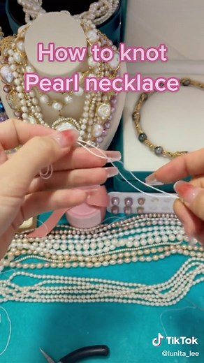 Ladies just tell me what you want to learn next😉#jewelry #pearl #fyp #necklace #diy