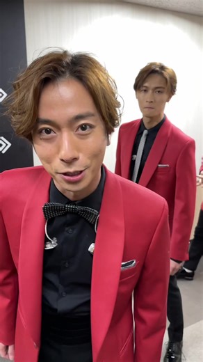 FNS歌謡祭でABC-Zの「がんばりましょう」を披露