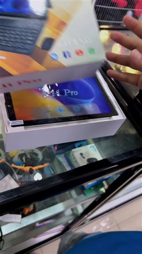 Llegaron a tienda las nuevas Tablet computer💻 Todo lo que necesitas✨ ✅Tablet con pantalla amplia ✅Incluye teclado mouse lápiz táctil ✅Ideal para clases, trabajo y entretenimiento ✅Compatible con Google, Zoom, meet, redes sociales ✅Navegación rápida💫 ✅Tarjeta sim 🎒Perfecta para estudiantes 🏘️Ideal para la casa 🧑🏻‍💻Trabaja y estudia desde cualquier lugar 🔥¡Pocas unidades disponibles! 📍Calle el comercio, donde fue el tiangue #1 Te esperamos en MI GUSTO GRANADA🥳