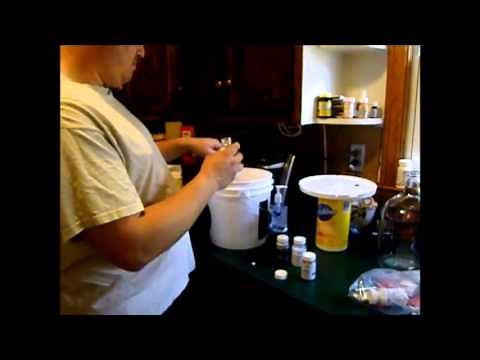 DIY - How to Make Homemade Peach Wine