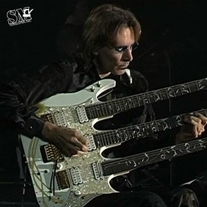 3.3M views · 73K reactions | Steve Vai -"I Know You're Here" G3 2003 #guitar #stevevai #guitarist #shredguitar | Shred Music TV | Facebook