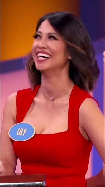 Steve Harvey Loses It After Lily’s Brutally Honest Family Feud Answer