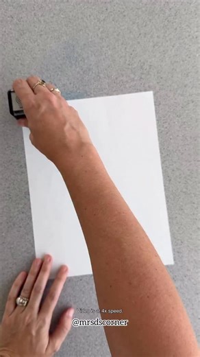 Comment STAMPSHOP to grab your own set of data collection self inking rubber stamps. Data shouldn’t be taken in isolation. Which means we need to be taking data DURING a lot of the school day. During ✏️ lessons 📚 activities ⚽️ specials 🤸 transitions. This means our methods of progress monitoring need to be quick when they’re in the moment. So how many stamps was I able to do in 60 seconds? 129 stamp impressions. 😱 That means that not only can I stamp between 2-3 student papers in 1 second, it