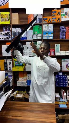 70K views · 592 reactions | Lampadaire Caméra solaire robotique avec...