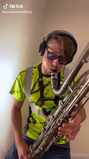 Playing Dubstep on Contra Bass Clarinet