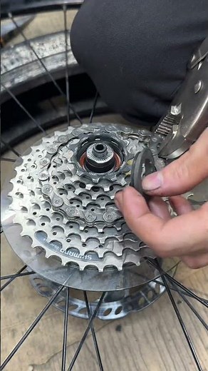 Secret Trick to Remove a Cassette Easily – No Special Tools!