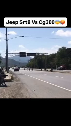 Mopar EmpireRd on Instagram: "Lo agarra o no lo agarra? 😨😂 Esto Solo se ve en rd🇩🇴 #jeep #grandcherokee #cg300 #yamaha #santodomingo #drag #hemi #v8 #srt #srt8 #viral #viralrd #racingrd #highway #dontdoit #usa #mexico #dominicanos #nyc #bronx #dominicanfinest #rd #soloenrd #dominicancore #racing #pedroracing #surprofundo #wk1 #cg150 #4kracing"