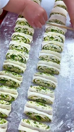How to Make Authentic Chinese Layered Scallion Pastry | Full Homemade Tutorial