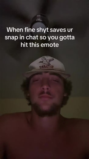 Fortnite Emotes: Saving Snaps in Chat