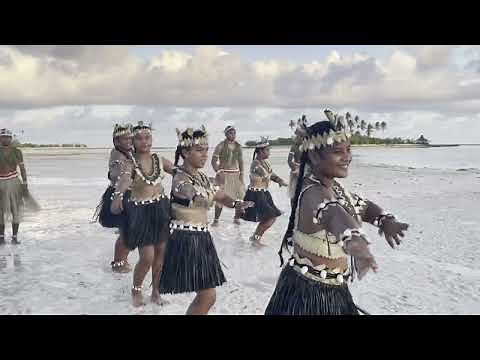 Ambo Dancers, Kiribati