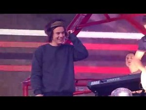 One Direction - C'mon C'mon - Edinburgh 03/06/2014