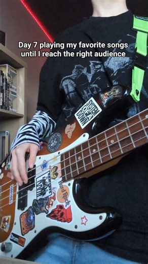 Fall Out Boy - My Songs Know What You Did In The Dark (Light Em Up) || bass cover