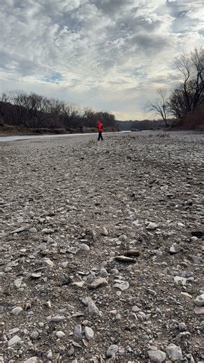 Jonny on a quest! #hannabarbera #fossilhunting #rockhounding