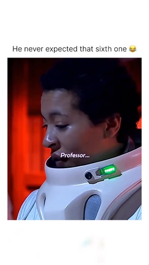 The Entertainers Community on Instagram: "Doctor Who is a long-running science-fiction series about a mysterious alien known only as “The Doctor,” a Time Lord who travels through time and space in a ship called the TARDIS, which looks like a blue police box on the outside. The Doctor explores different planets, historical eras, and future worlds while protecting innocent people from dangerous aliens, robots, and cosmic threats. One unique ability of the Doctor is regeneration, allowing the chara