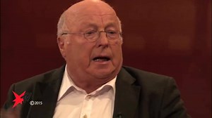 Letzte Woche übte der ehemalige Arbeitsminister Norbert Blüm bei stern TV scharfe Kritik an Sepp Blatter und der FIFA wegen der Vergabe der Fußball-WM 2022 nach Katar. Heute Abend nimmt die FIFA Stellung zu den Vorwürfen – live bei uns im Studio! | stern TV
