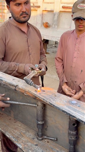 Rivet Install Tutorial Pro mechanic #foryouシ #shortsfeed #revit #trendingshorts #skills