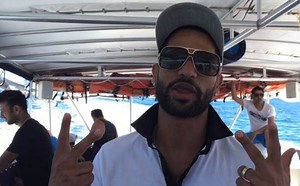 Shikhar Dhawan spotted riding auto-rickshaw on Sri Lankan streets