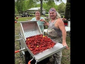 Deluxe Crawfish Boil with Bruce Mitchell