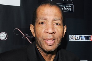Muere Sheldon Reynolds, guitarrista y vocalista de las bandas 'Earth, Wind and Fire' a los 63 años