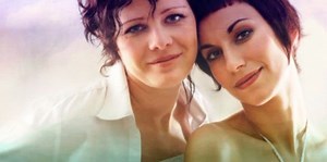 How To Accept That You Won't Be A Traditional Wife ('Cause You Fell For A Woman)