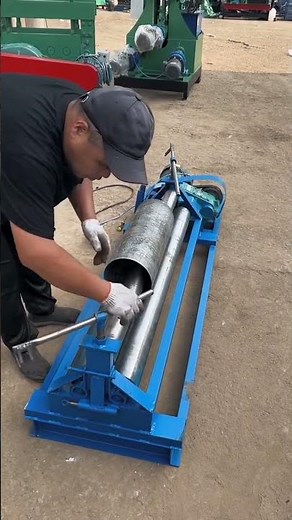 Learn how to properly use an electric plate rolling machine.