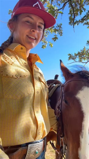 😋 Riding vibes✨ Rita is over my shenanigans 😂 #horseriding #cowhorse #horsetraining #lipsync #ranchlife #equine #fyp #cowgirl #cuttinghorse #reininghorse #funnyvideos | Meredith Graber